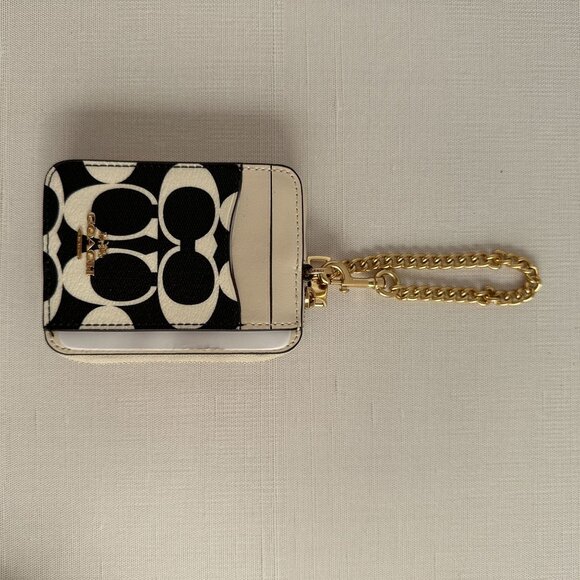 Coach Zip Card Case In Signature Canvas - Picture 14 of 14